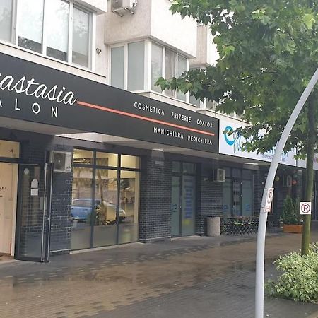 Studio Modern. Bukarest Kültér fotó