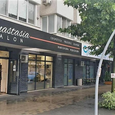 Studio Modern. Bukarest Kültér fotó